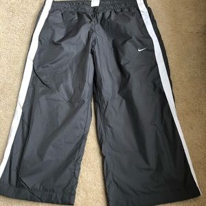 Nike grey capris size medium